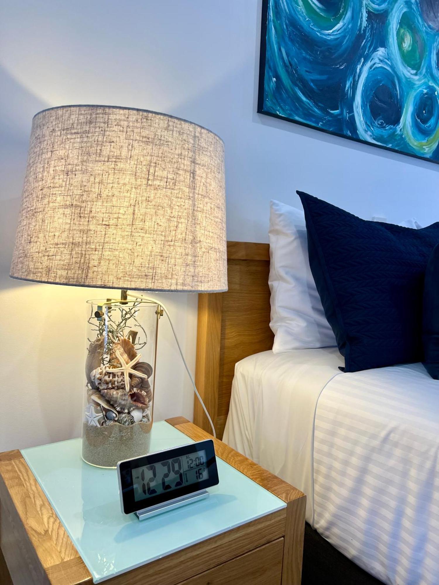 Coastal Waters Motor Inn レイクス・エントランス エクステリア 写真