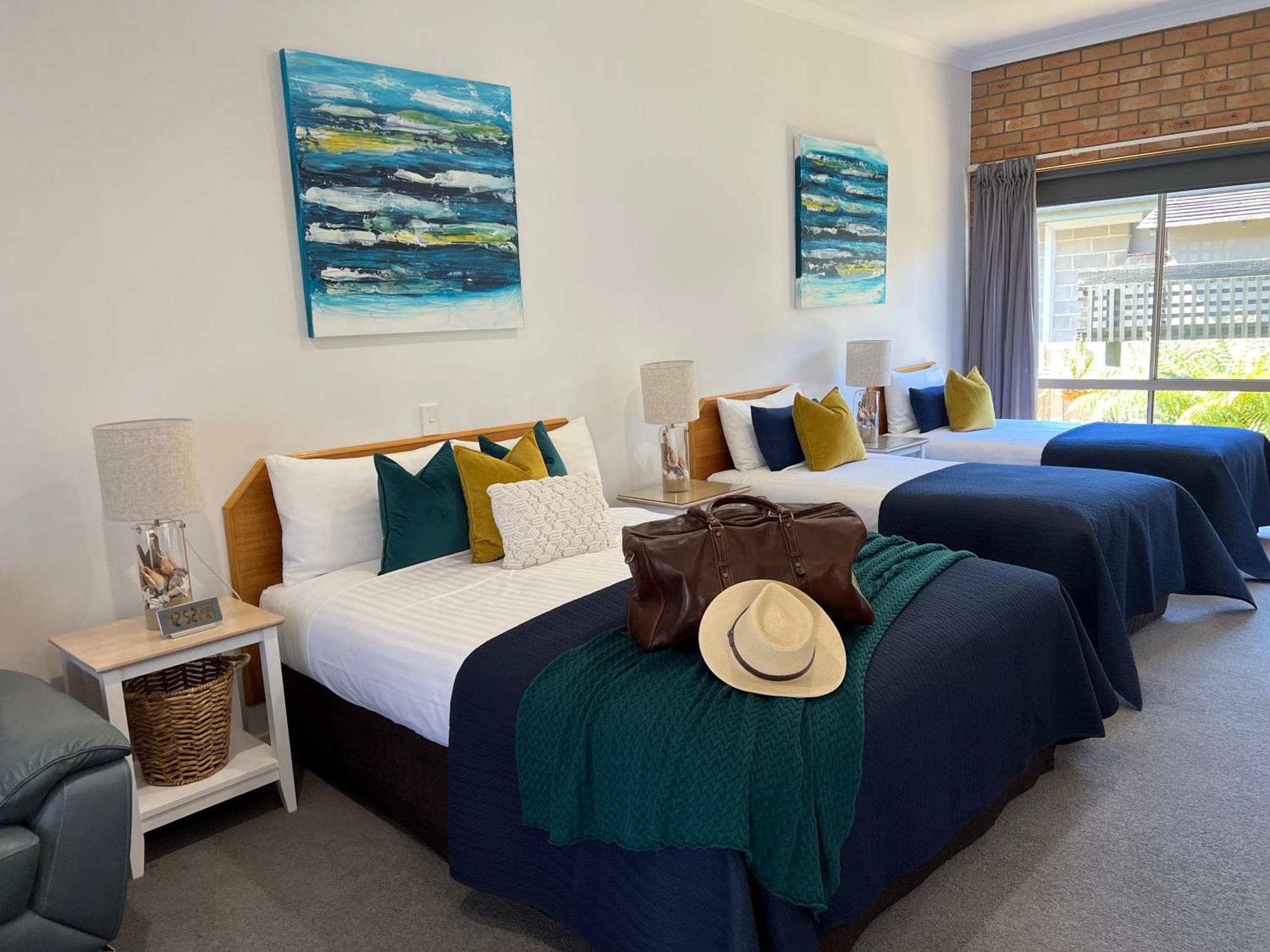 Coastal Waters Motor Inn レイクス・エントランス エクステリア 写真